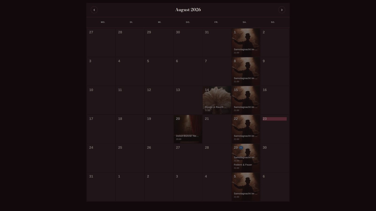 Monatskalender mit mehreren Veranstaltungen, deren Fotos die Kalenderzellen als Hintergrund füllen, farblich nach Kategorie unterschieden.